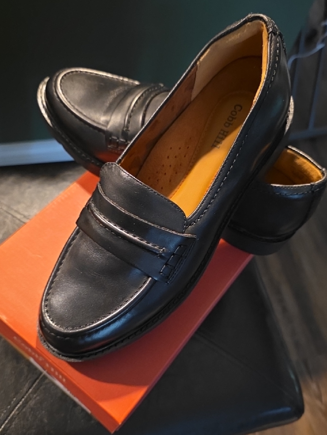 Cobb Hill Black Janney Leather Loafers For Women Size 8w